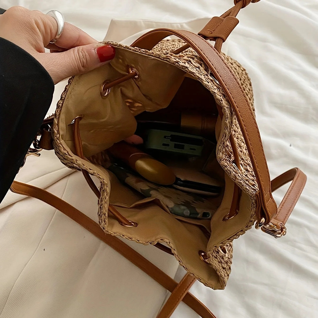 Vibrant Braided Straw Bucket Bag Lightweight