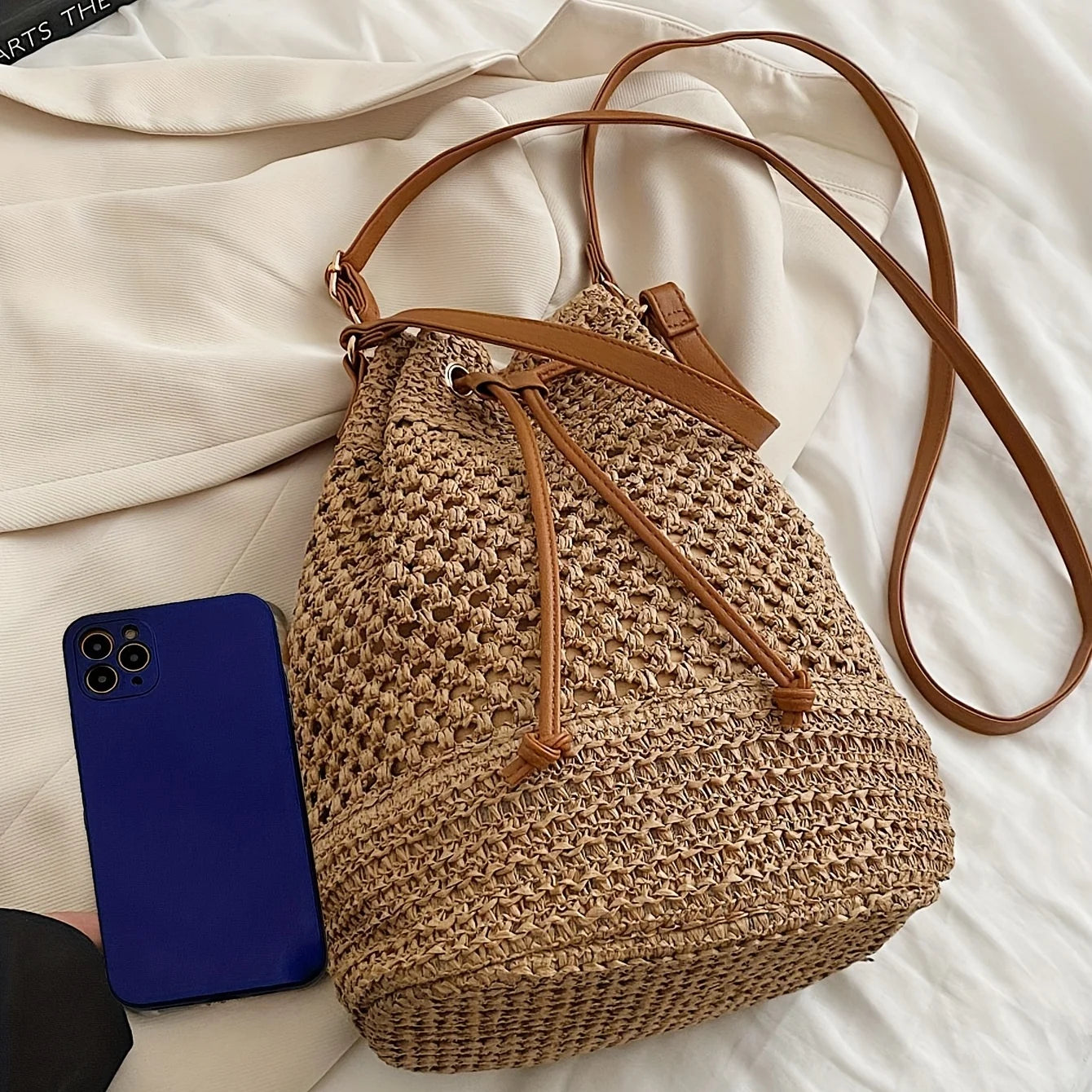 Vibrant Braided Straw Bucket Bag Lightweight