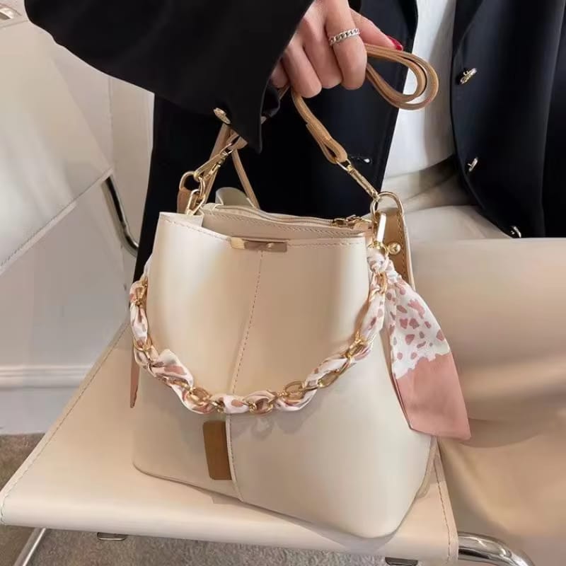 New luxury women's shoulder bag large capacity