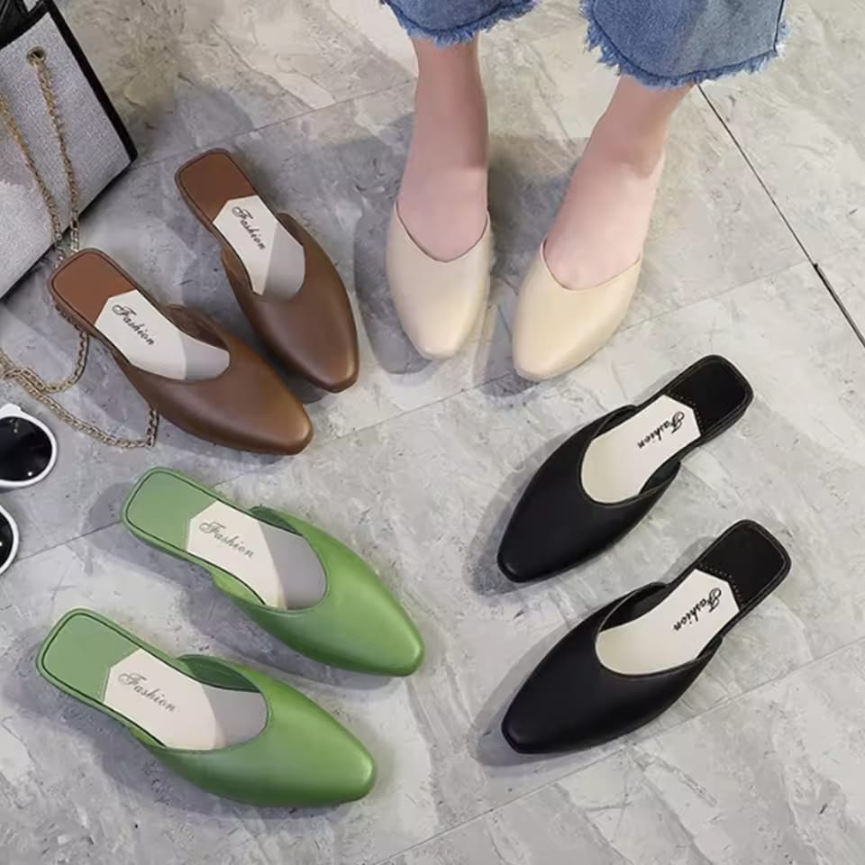 Outdoor Flat Low-heeled Slip-on Lazy Sandals